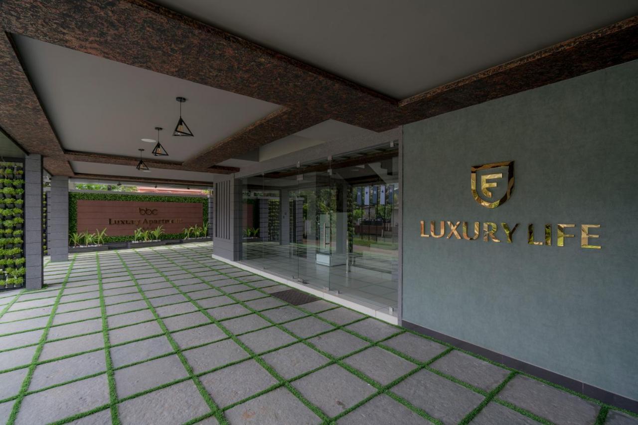 Bbc Luxury Apartments Perintalmanna Buitenkant foto